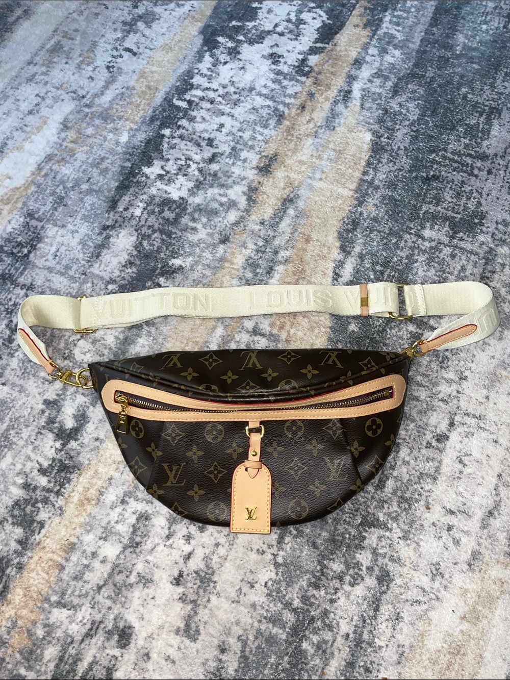 Louis Vuitton Monogram Canvas Belt Bag Fanny Pack